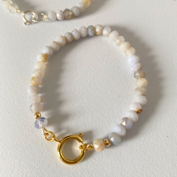 Chalcedony Bracelet - Picture 5 of 6